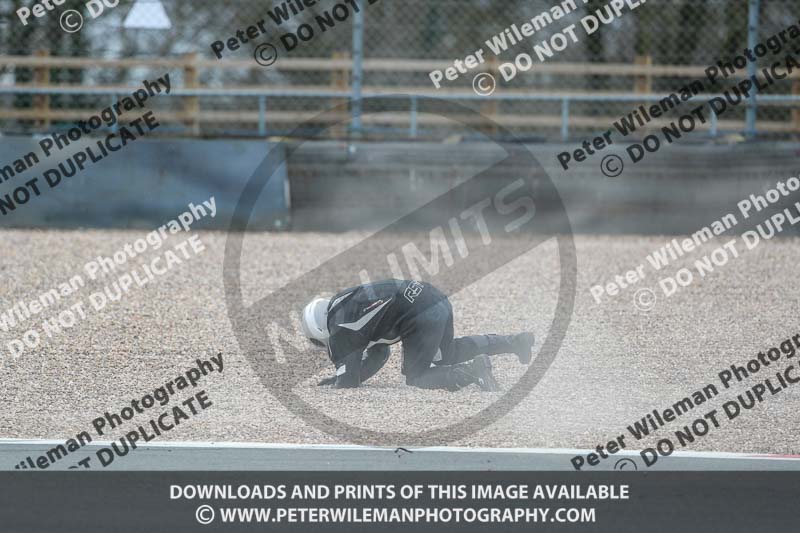 donington no limits trackday;donington park photographs;donington trackday photographs;no limits trackdays;peter wileman photography;trackday digital images;trackday photos